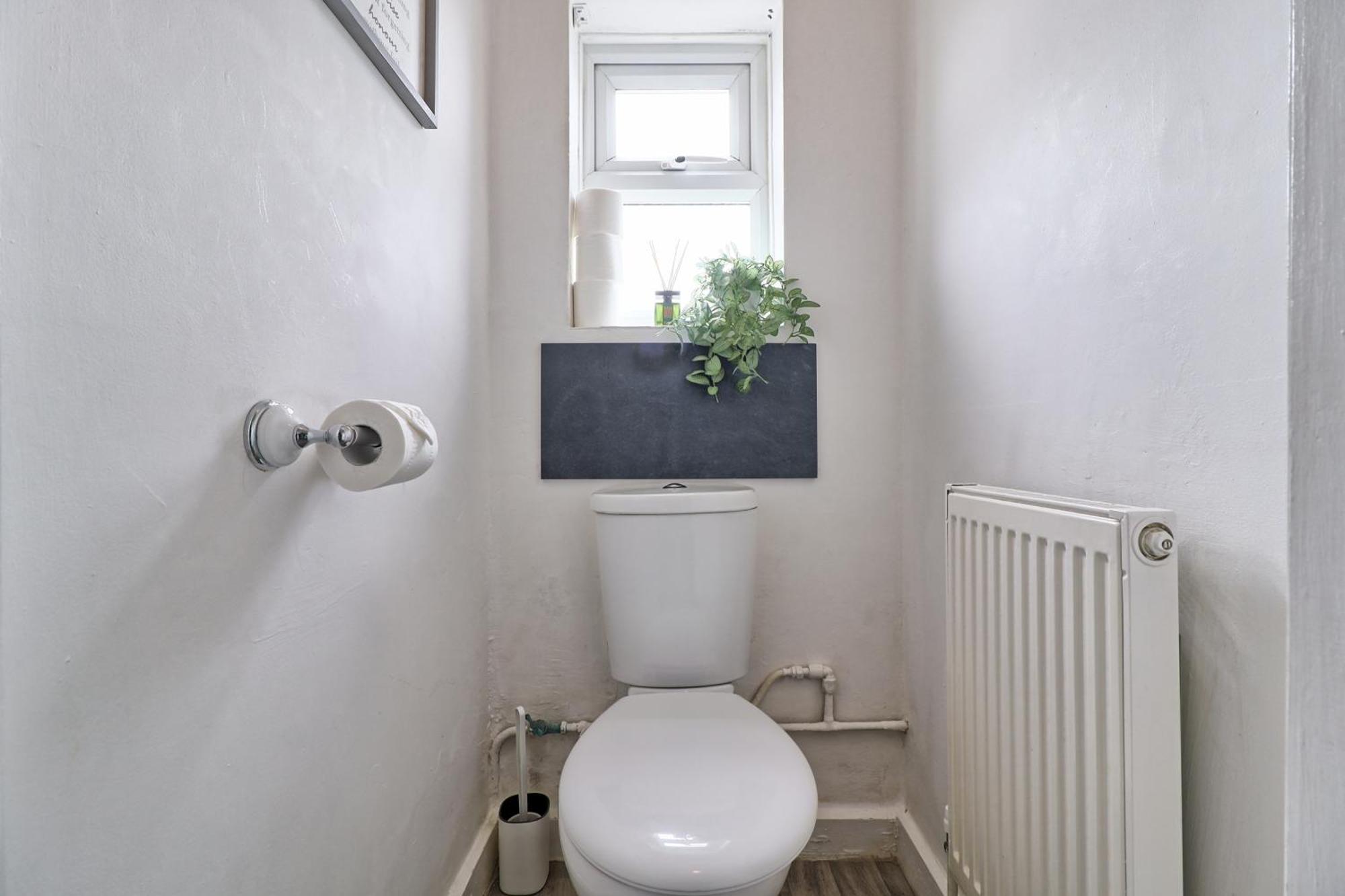 Luxury 3-Bed Apartment Near To London With Parking Hornchurch Exterior foto